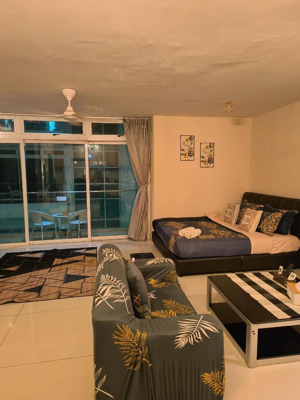 Pangsapuri Ksl D'esplanade Apartment's 5 *